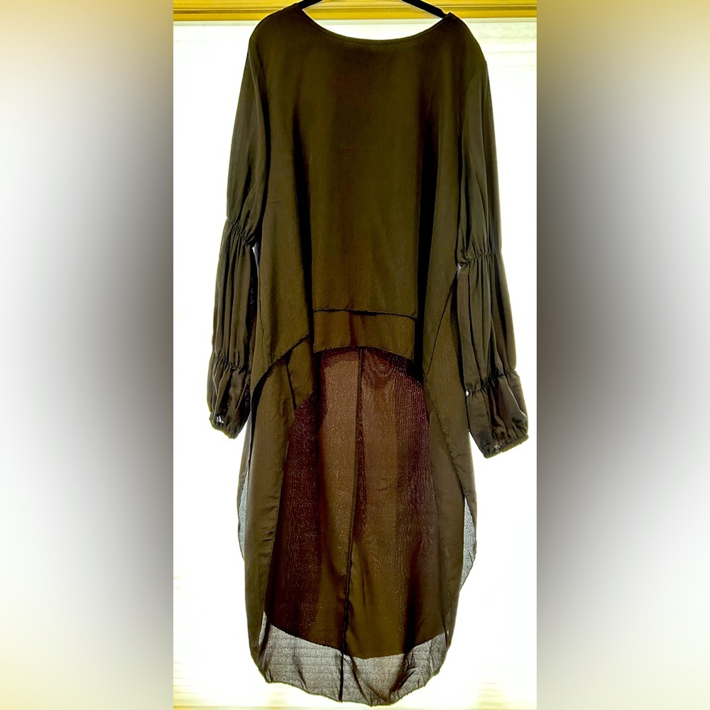 NWOT Hi Lo Black Chiffon Poet Blouse with gathered sleeves XL